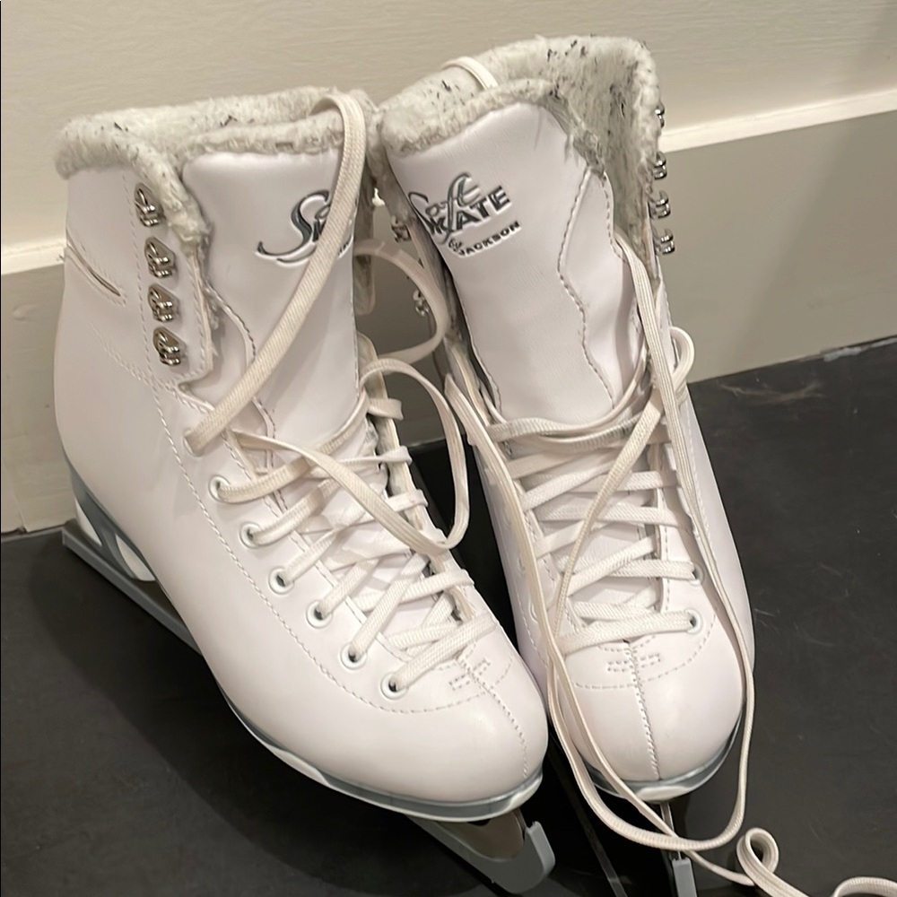 Jackson Soft Skates